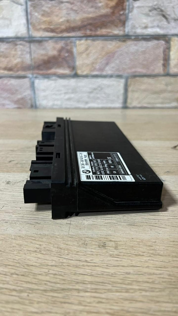 BMW Body Control Module 6974319 5 Series E60 E61