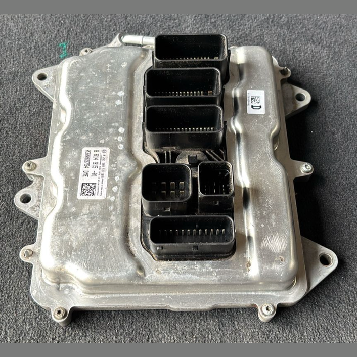 BMW F01 F02 F06 F07 F12  550i 650i 8 614 ENGINE CONTROL UNIT MODULE - 8614915