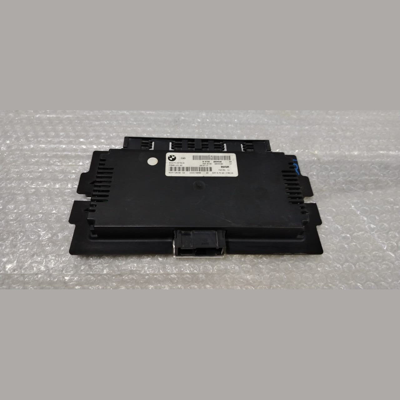 OEM BMW E90 3 series FOOTWELL LIGHT CONTROL MODULE FRM2 LED XE XENON 9204538