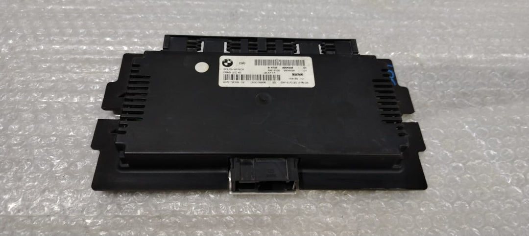 OEM BMW E90 3 series FOOTWELL LIGHT CONTROL MODULE FRM2 LED XE XENON 9204538