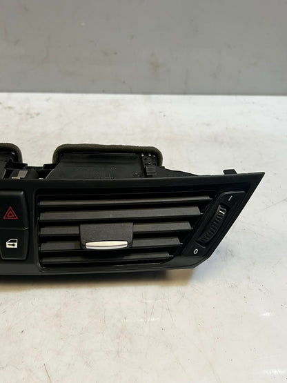 2012-2015 BMW X1 E84 FRONT CENTER Dashboard Air Vent 9258354 OEM