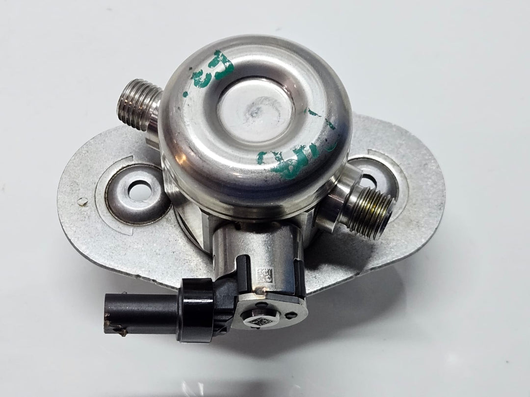  7642466-2017-2021 BMW 230i G12 G30 B48 B58 High Pressure Fuel Pump OEM