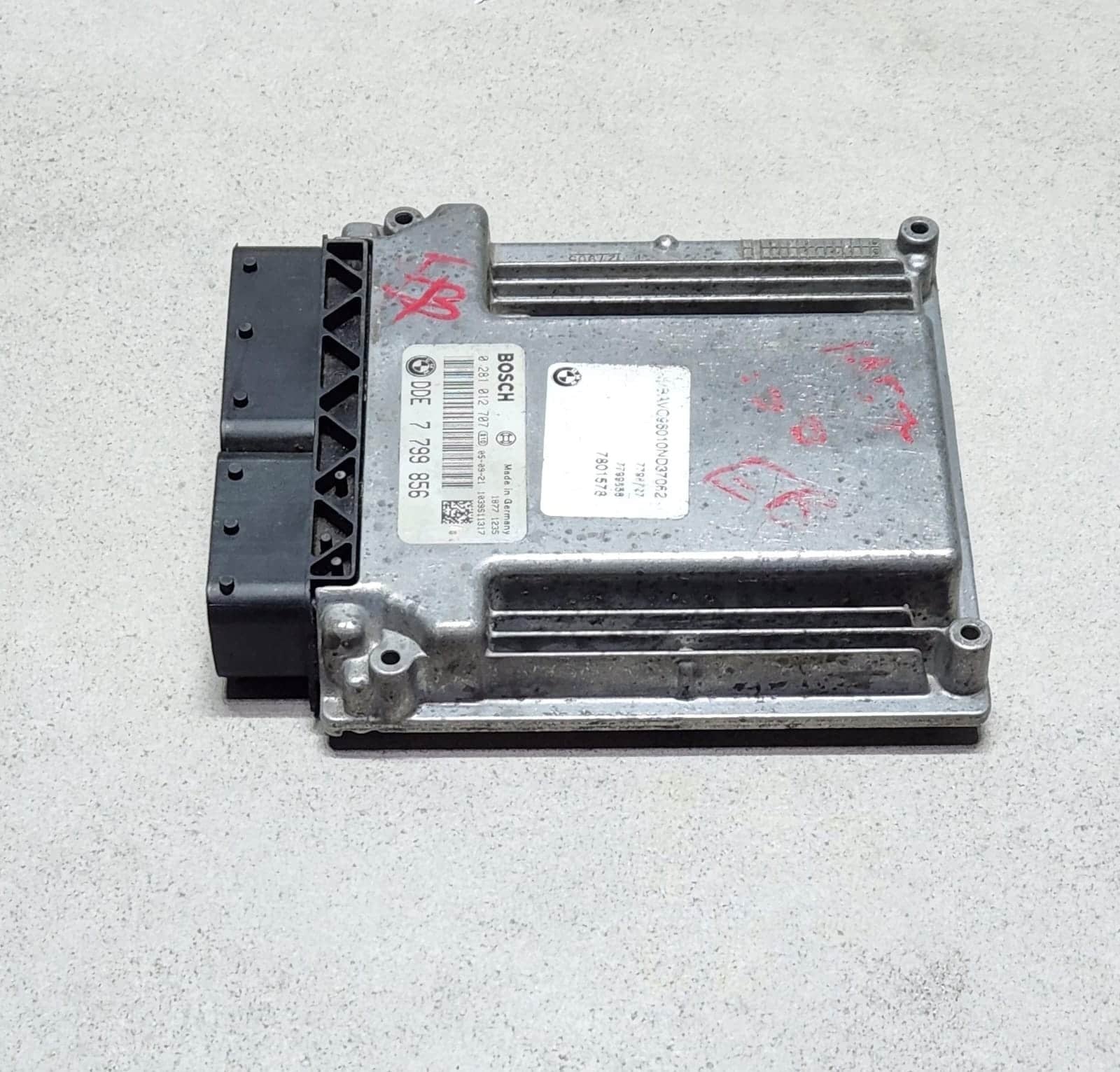2003-2010 BMW 5 Series Engine Control Module 7799856 E90 and E91