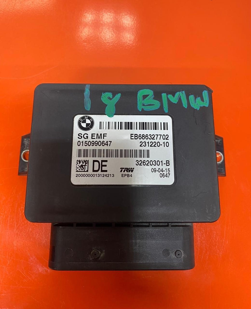 2010-2016 BMW X4 F26 535i Parking Brake Control Module 6863277