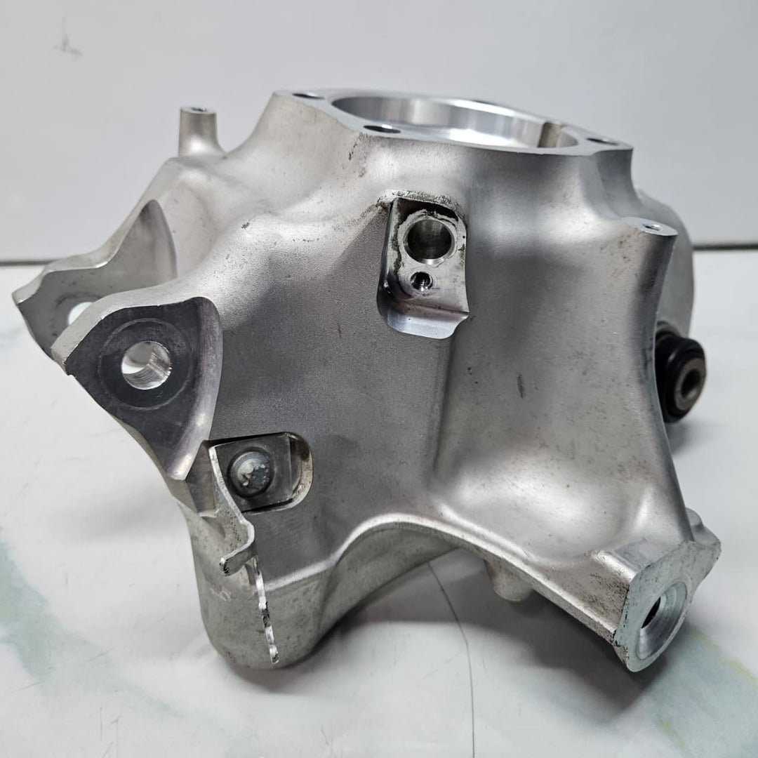 2020-2022 BMW 8 Series F93 M8 Gran Coupe Rear Wheel Hub 8092982