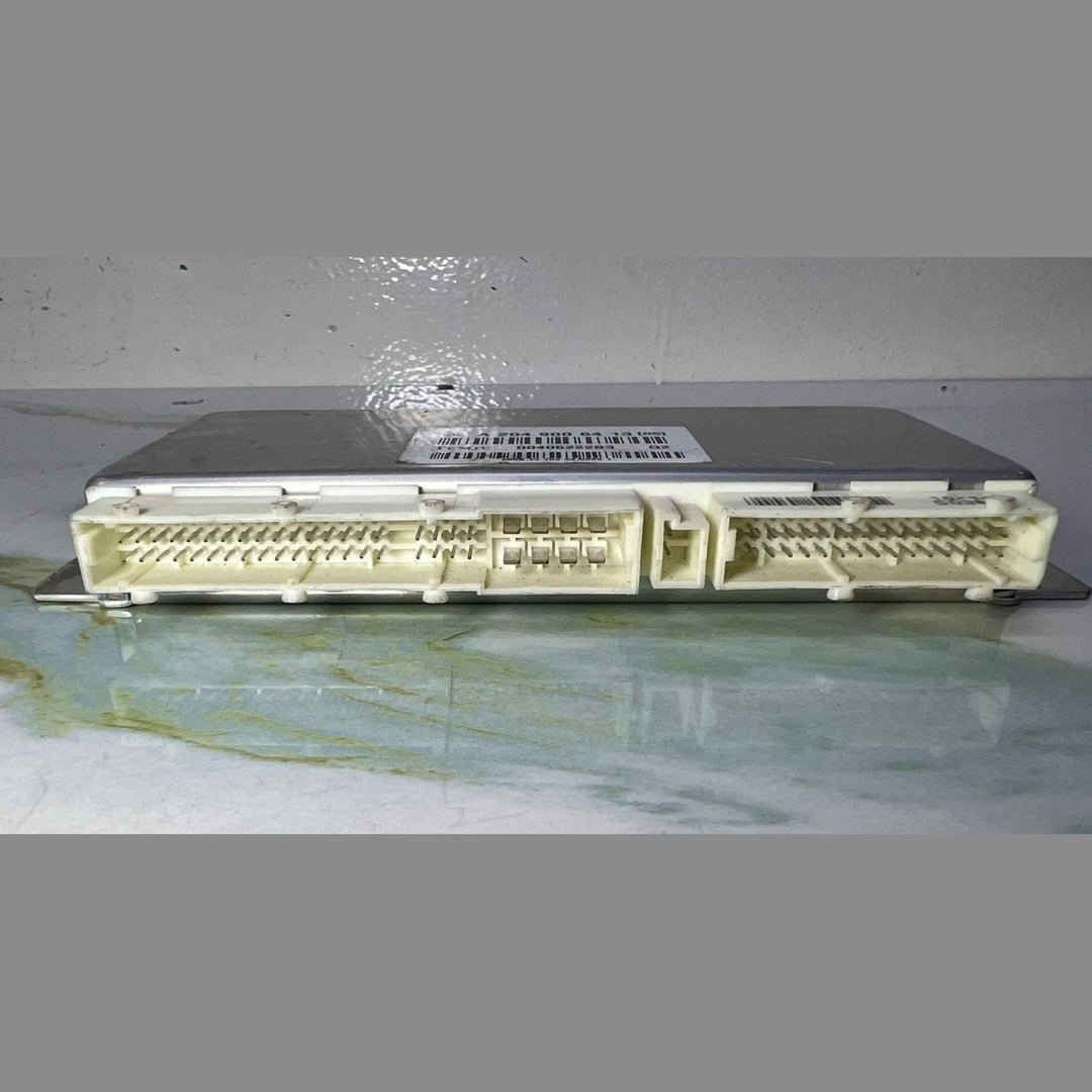 Mercedes Airmatic Air Suspension Damper Adjustment Control Unit A2049006413 W204