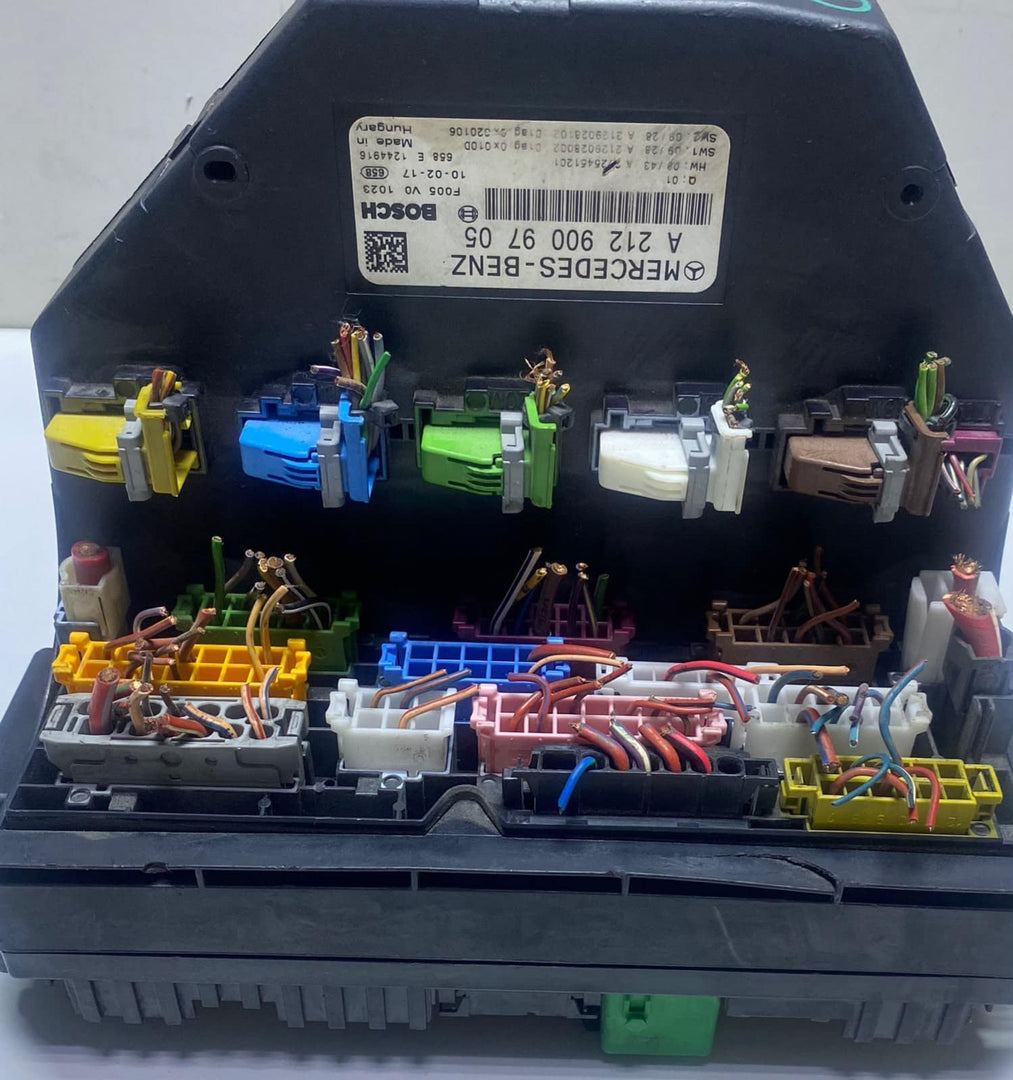 2010-2013 Mercedes-Benz C200 Front Sam Fuse Box Control Module A2129009705