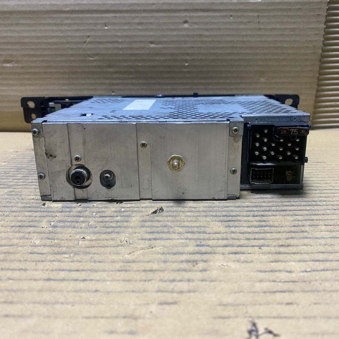 BMW Radio 6902711 3-Series E46 head unit 