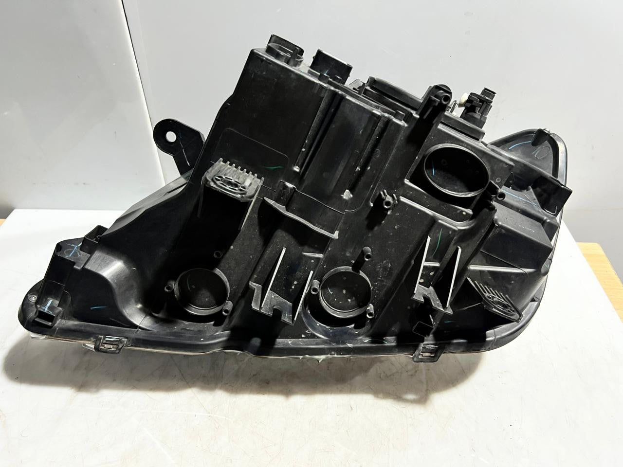 BMW X3 F25 2010-2014 Right Halogen Headlight OEM Headlamp 7217290 Genuine