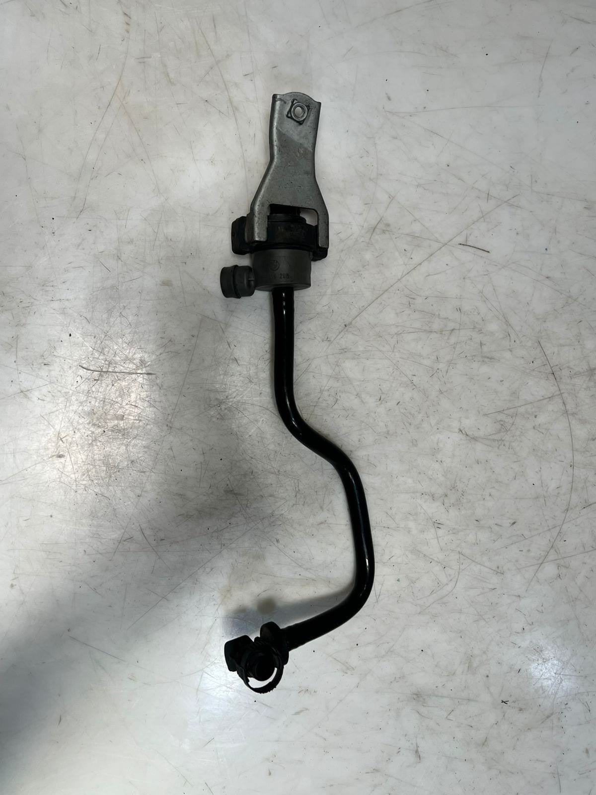 2010-2016 BMW 550i N63 X5 X6 Fuel Tank Ventilation Valve With Hose 7619298 OEM