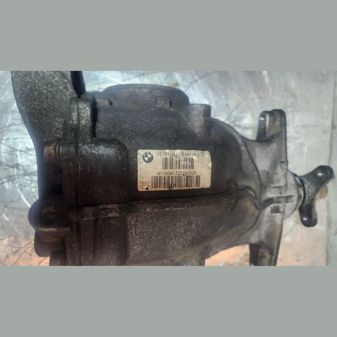 2011 BMW 528i Rear Differential Assembly 7578149 F10 528i and 523i I=3,38