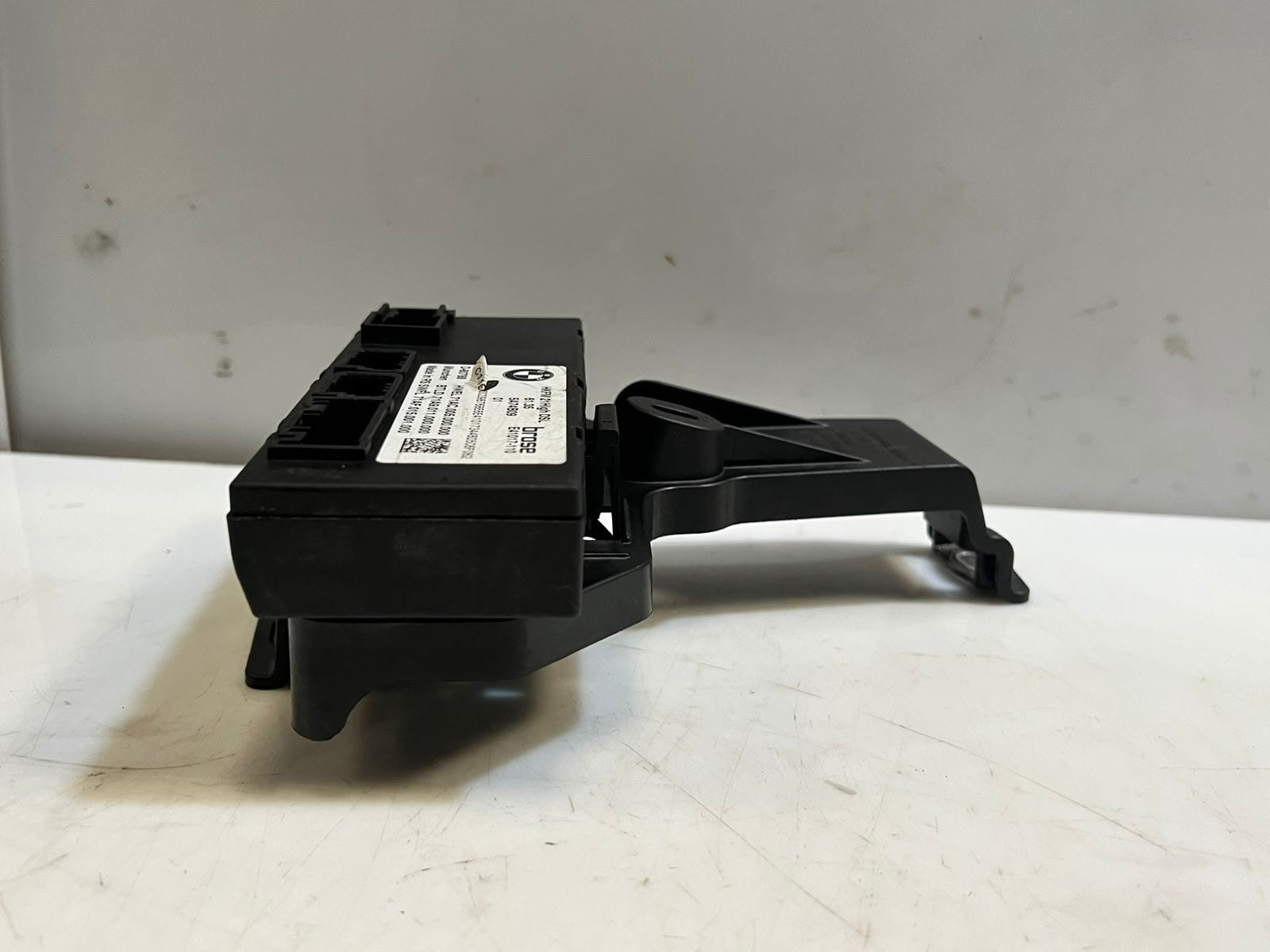 2023 BMW iX 120 Tailgate Control Unit 5A74B09 OEM