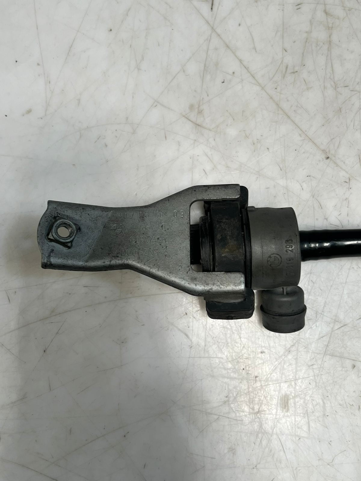 2010-2016 BMW 550i N63 X5 X6 Fuel Tank Ventilation Valve With Hose 7619298 OEM