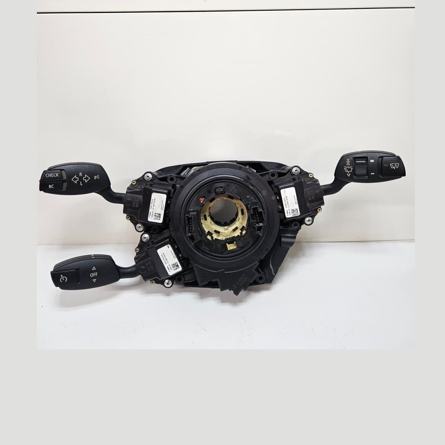 OEM BMW E60, E61, E63, E64 Steering Column Switch Unit 9115165