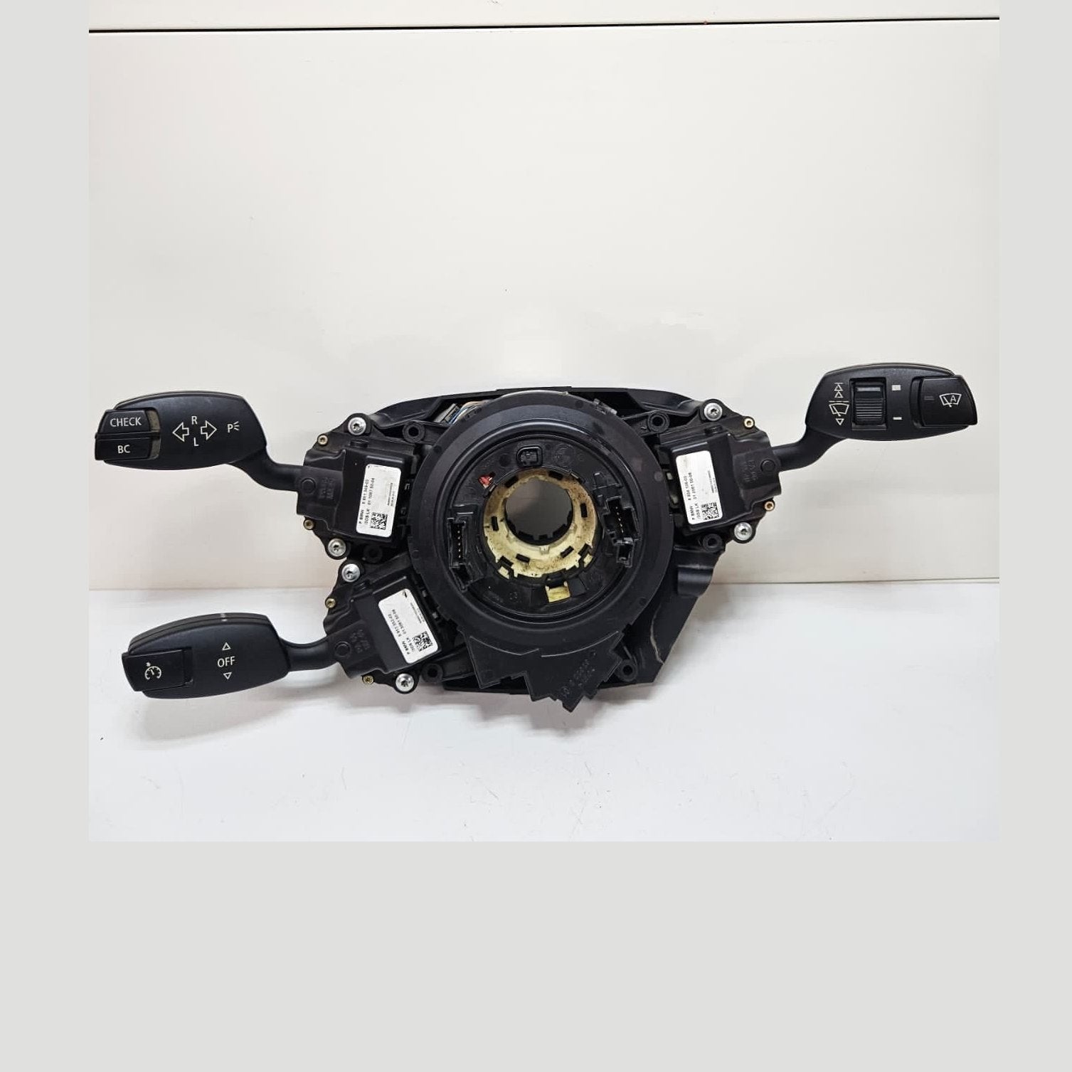 OEM BMW E60, E61, E63, E64 Steering Column Switch Unit 9115165