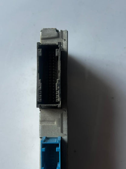 2011-2016 BMW 528i Central Gateway Control Module 9244261 528i, 535i, 550i, 640i