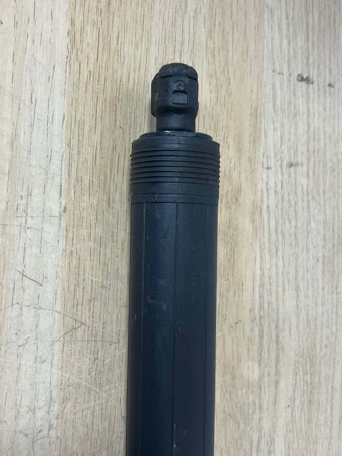 2014-2018 OEM quality Right tailgate strut spindle drive for BMW X5 F15 4823282