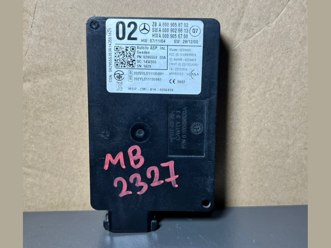Mercedes W205 W222 Bumper Blind Spot Radar Distance Sensor Module A000 9058702
