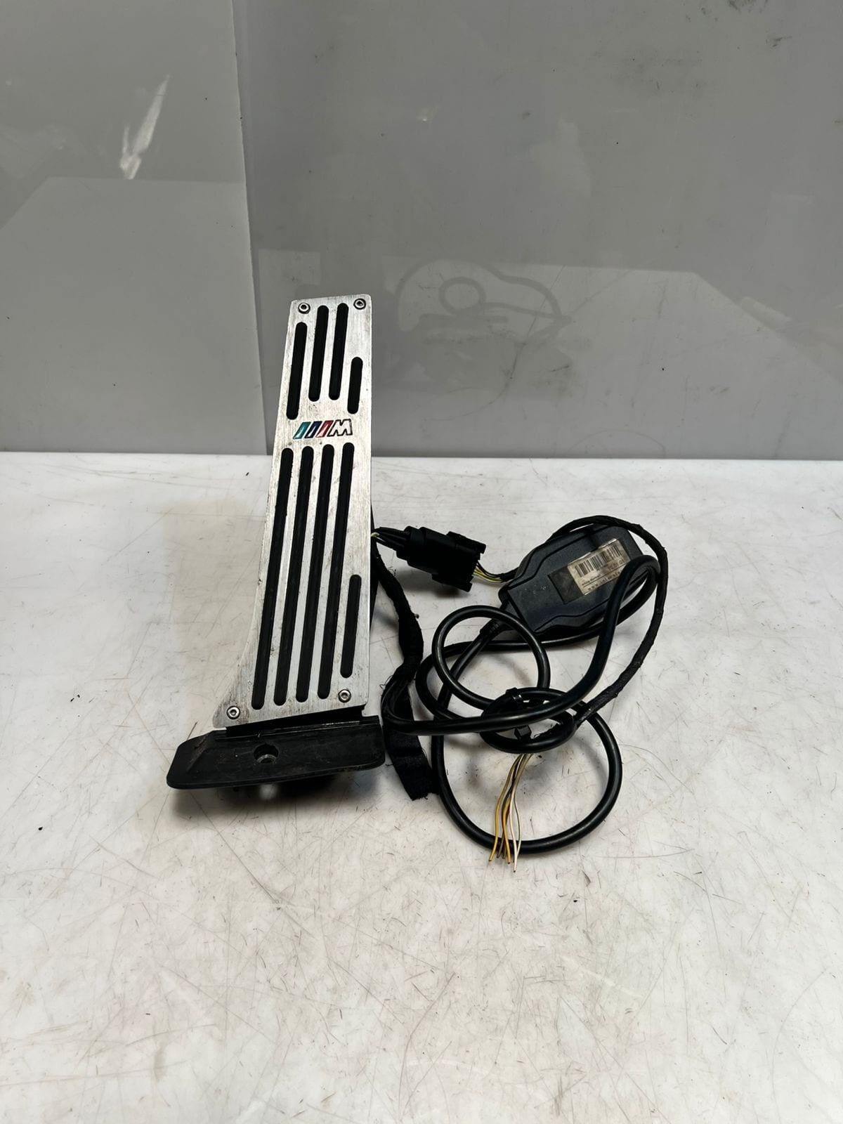 BMW X3 3 5 Series E90 F10 F25 E65 MSPORT Accelerator Pedal MODULE 6858574 OEM