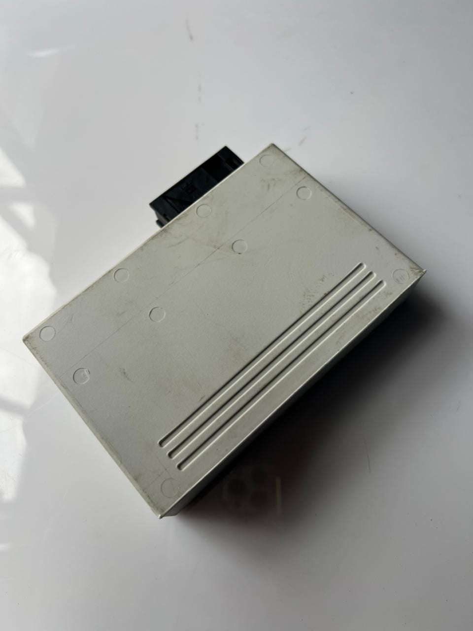2006-2010 BMW 550i Keyless Entry Passive Go Control Module 9134707 E60 E61