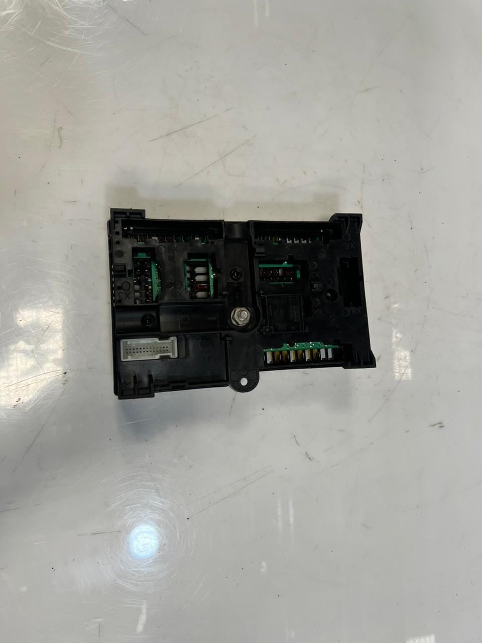 2022-2024 BMW iX 120 Power Distribution Fuse Box Module 5A45135 OEM