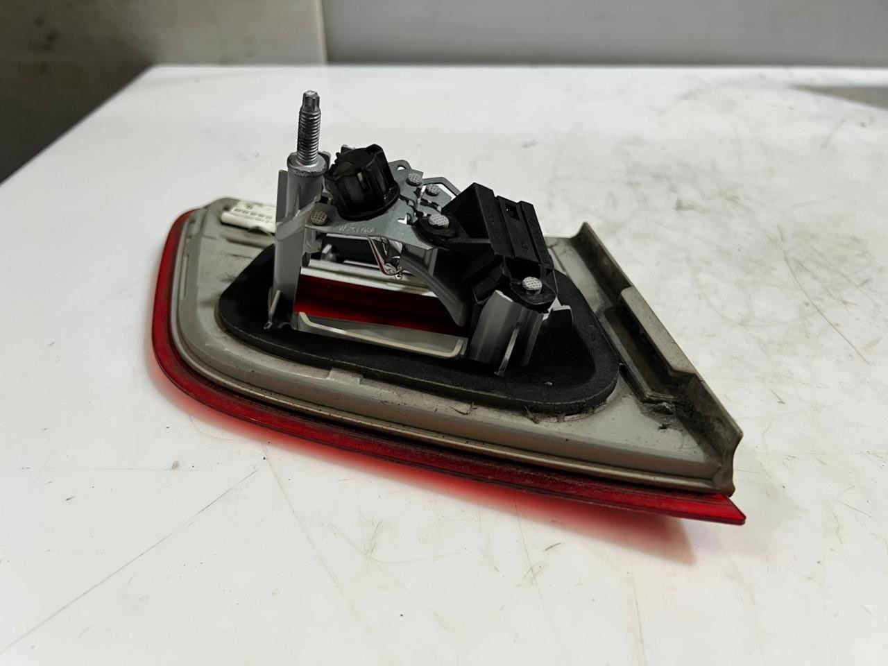 2007-2010 BMW 328i 3' E92 M3 LEFT RIGHT Trunk Mount Tail Light 7162300 7162299 