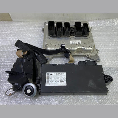 OEM BMW X1 E84 N20B ENGINE CONTROL UNIT DME ECU SET 7639375 BOSCH
