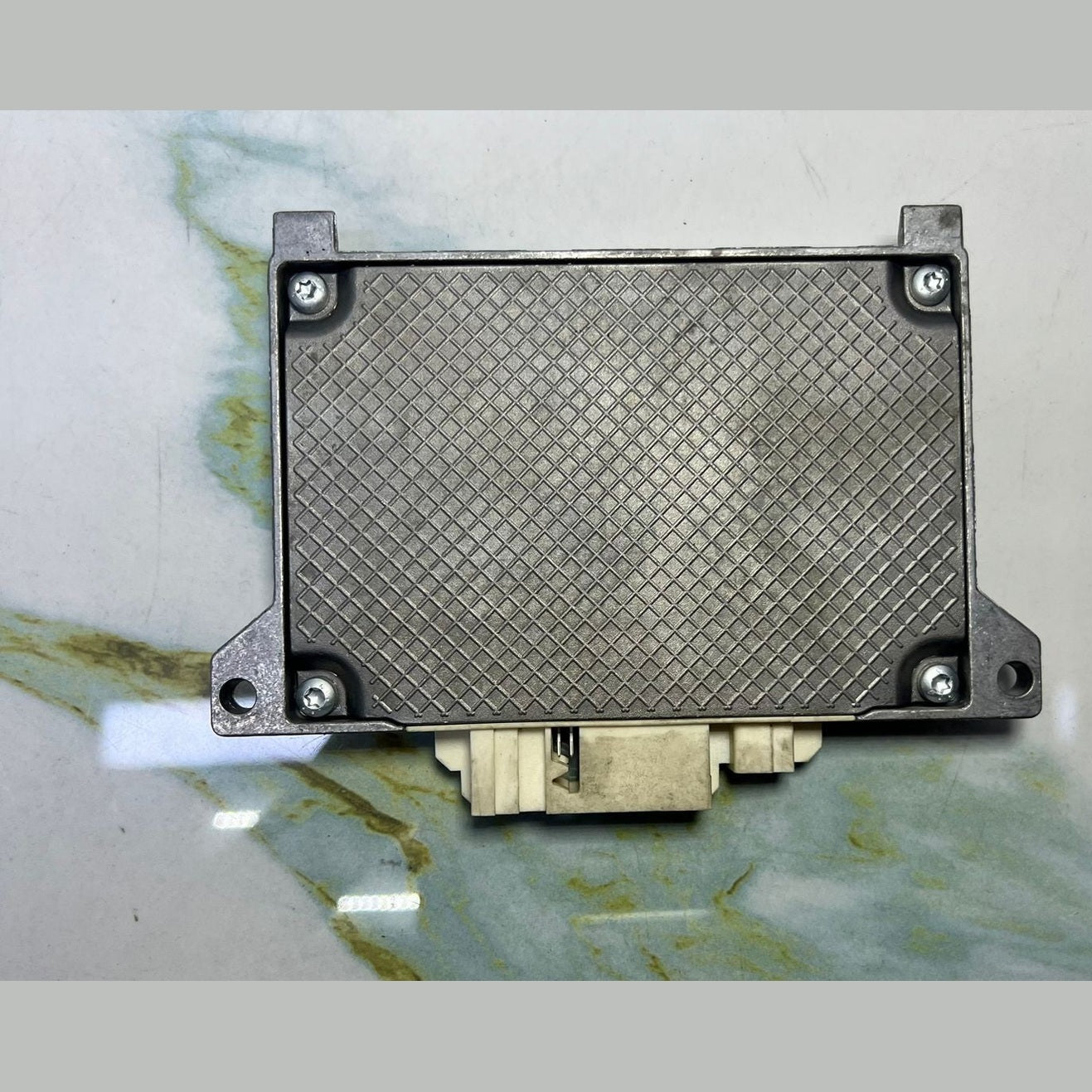 Mercedes W204 W218 CLS Parktronic Assist Parking Control Module A000 9004701 OEM