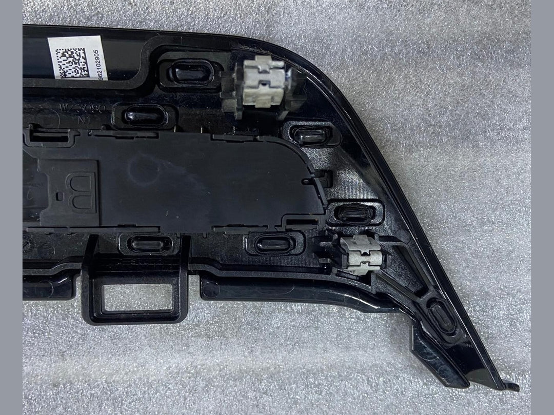 OEM BMW X4 X3 G02 G01 AC CLIMATE CONTROL SWITCH RADIO PANEL 5A47C38