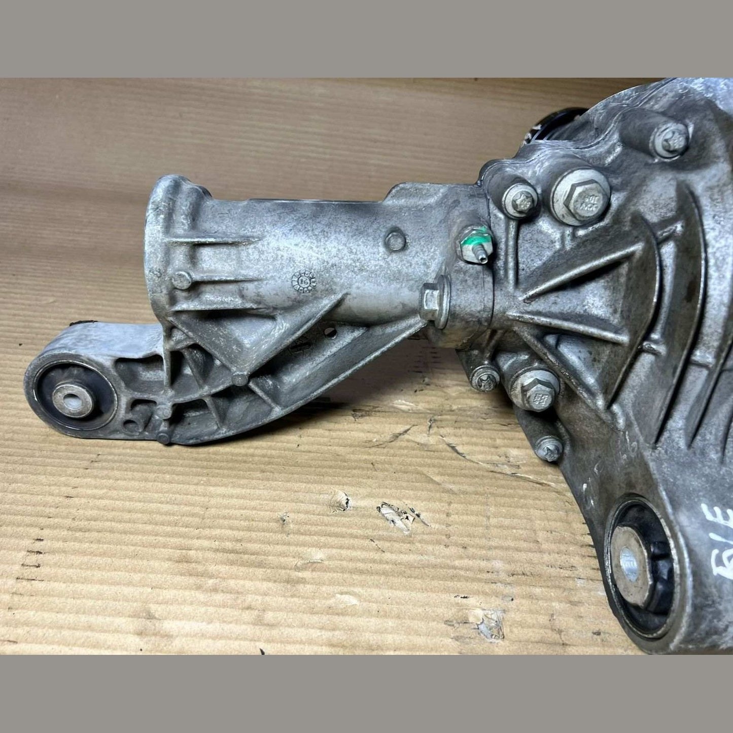 Mercedes-Benz Front Axle Differential A1663301900/ Ratio 2.85 W166 GLE