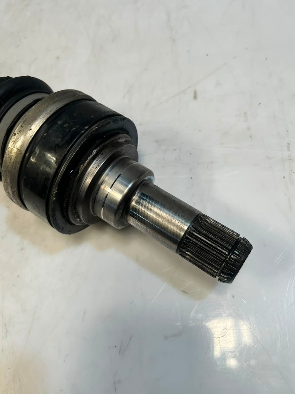 2014 BMW 1 3 Series F20 F21 F22 F23 F30 228i Rear Driveshaft LEFT AXLE 7622853