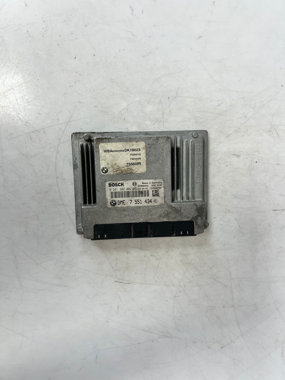 2004-2006 BMW 760i 7 Series E65 E66 E67 Engine Control Unit Module 7551434 OEM