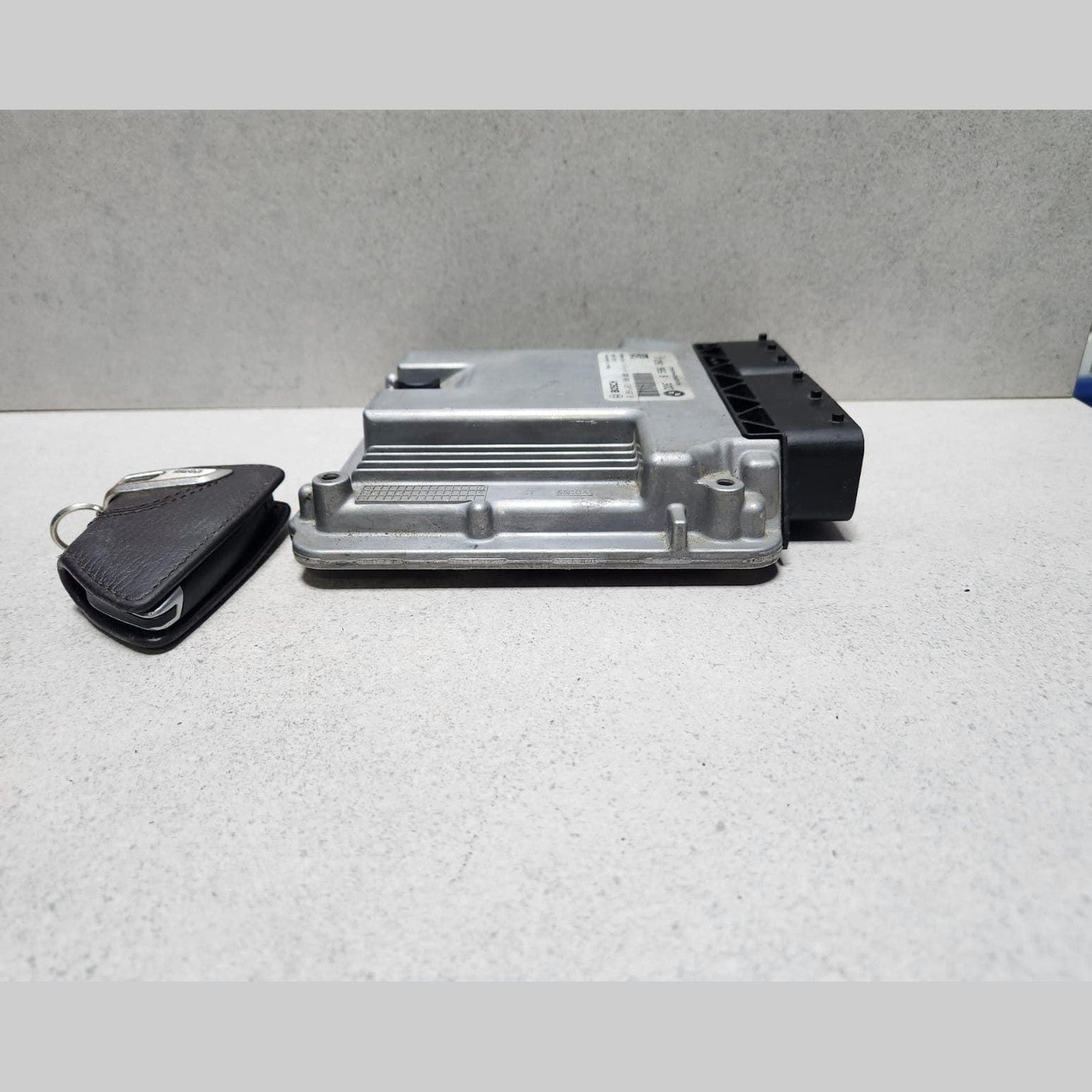 2017 BMW X1 Engine Control Unit + KEY 8596362 F20 120d F30 320d, F36 420d  B47