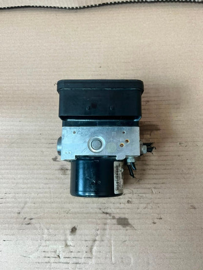 2005-2012 BMW E90 E91 E92 3-Series 325i ABS Pump Module 6771491 OEM