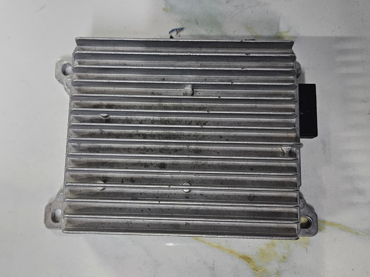 OEM BMW F11 F10 F12 F13 BCU 150 Battery Charge Module 9240236