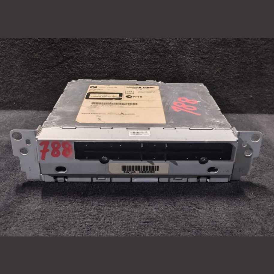 BMW X5 NAVIGATION SYSTEM HEAD UNIT MULTIMEDIA  STEREO RECEIVER - 9323788