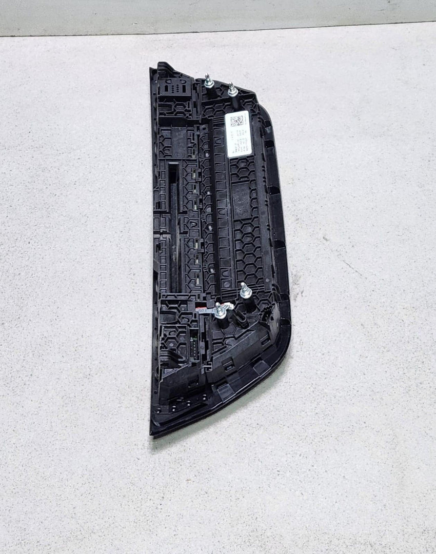 2017-2020 BMW 530i Climate Control Unit 6999451 5 Series G30 G31 G38