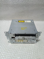 Bild in die Galerieansicht laden, BMW OEM GENUINE E90 E91 CD HEAD UNIT - 9198829