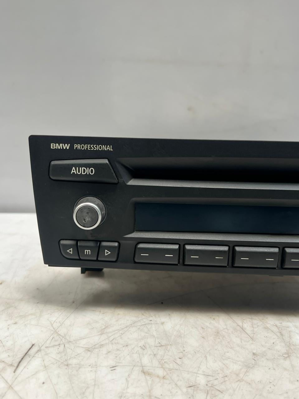 BMW E84 X1 E90 E91 E92 E93 E87 E88 E82 Professional Cd Radio Player 9246500 OEM