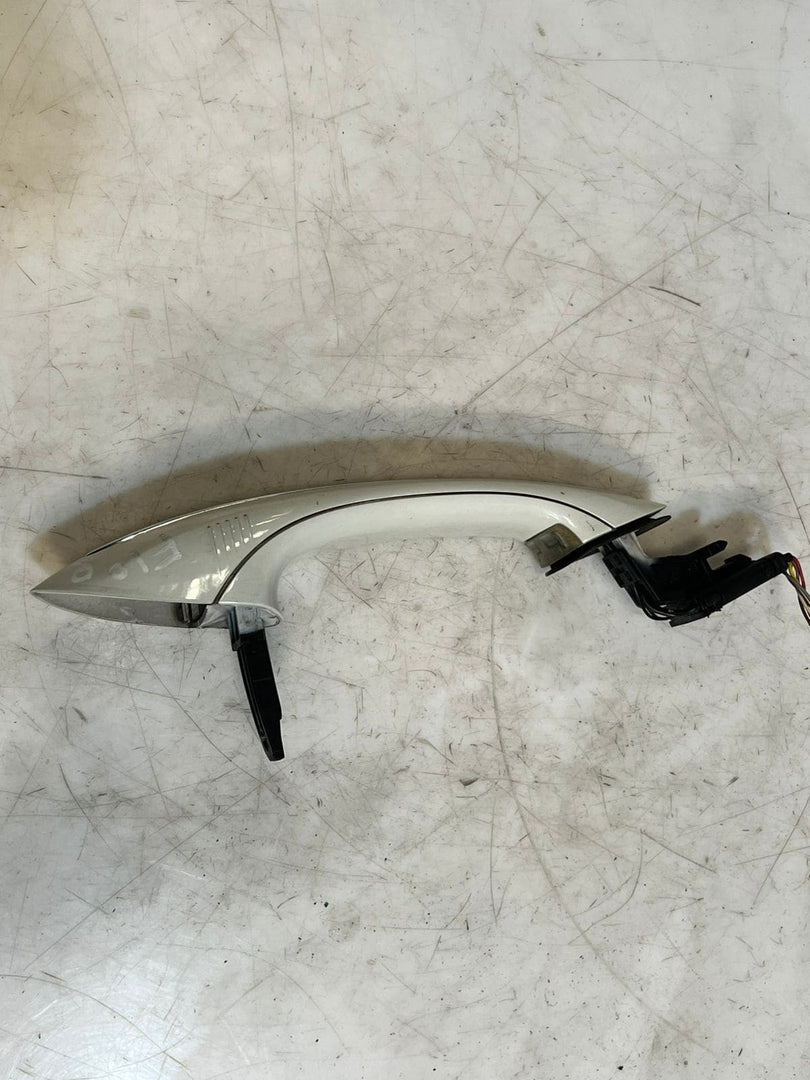 2011-2016 BMW 528i F01 F02 F03 F04 F10 Rear Left Exterior Door Handle 7305275