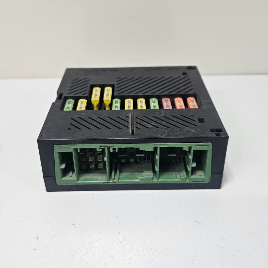 2004-2005 BMW  745i 750i Integrated Supply Module 7510638
