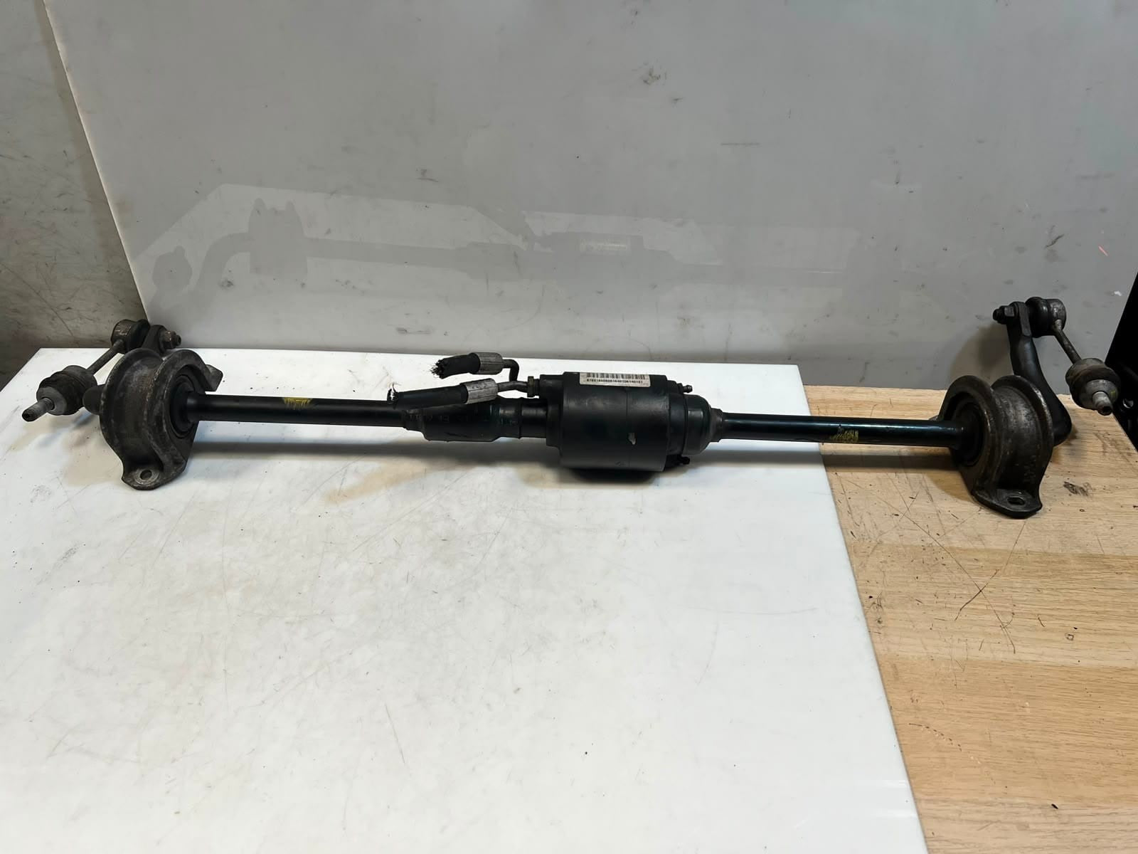 BMW 5 6 Series E60 E61 E63 E64 Rear Active Stabilizer Dynamic Drive 6760166 OEM