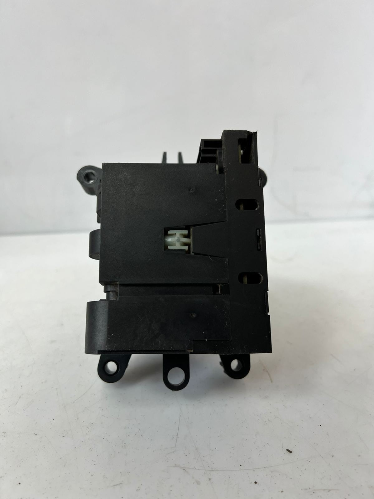 2020-2022 BMW 740i 7 Series G11 and G12 Gear Selector Switch 9458747 OEM