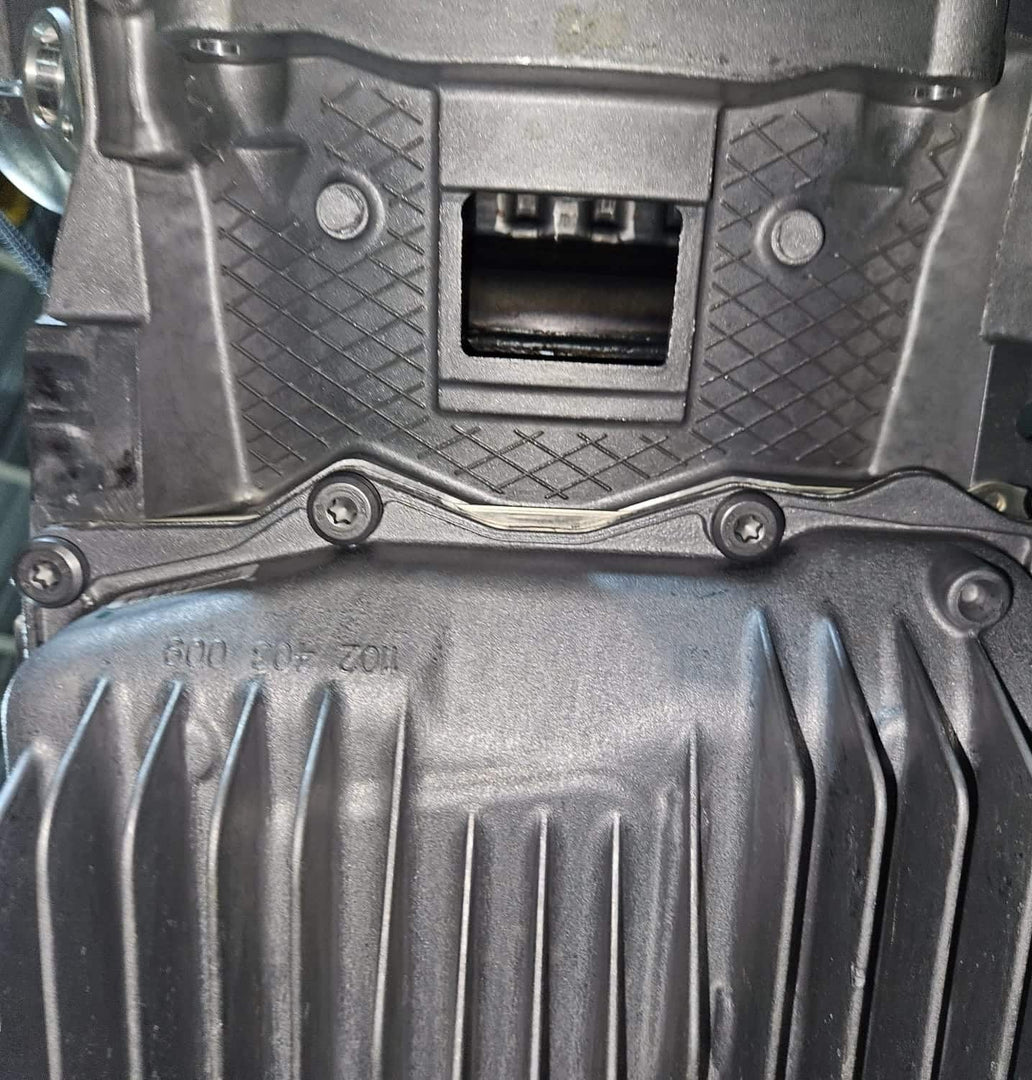 9501745-2021 BMW F95 X5 X6 S63 Automatic Transmission GA8X76AZ OEM NEW