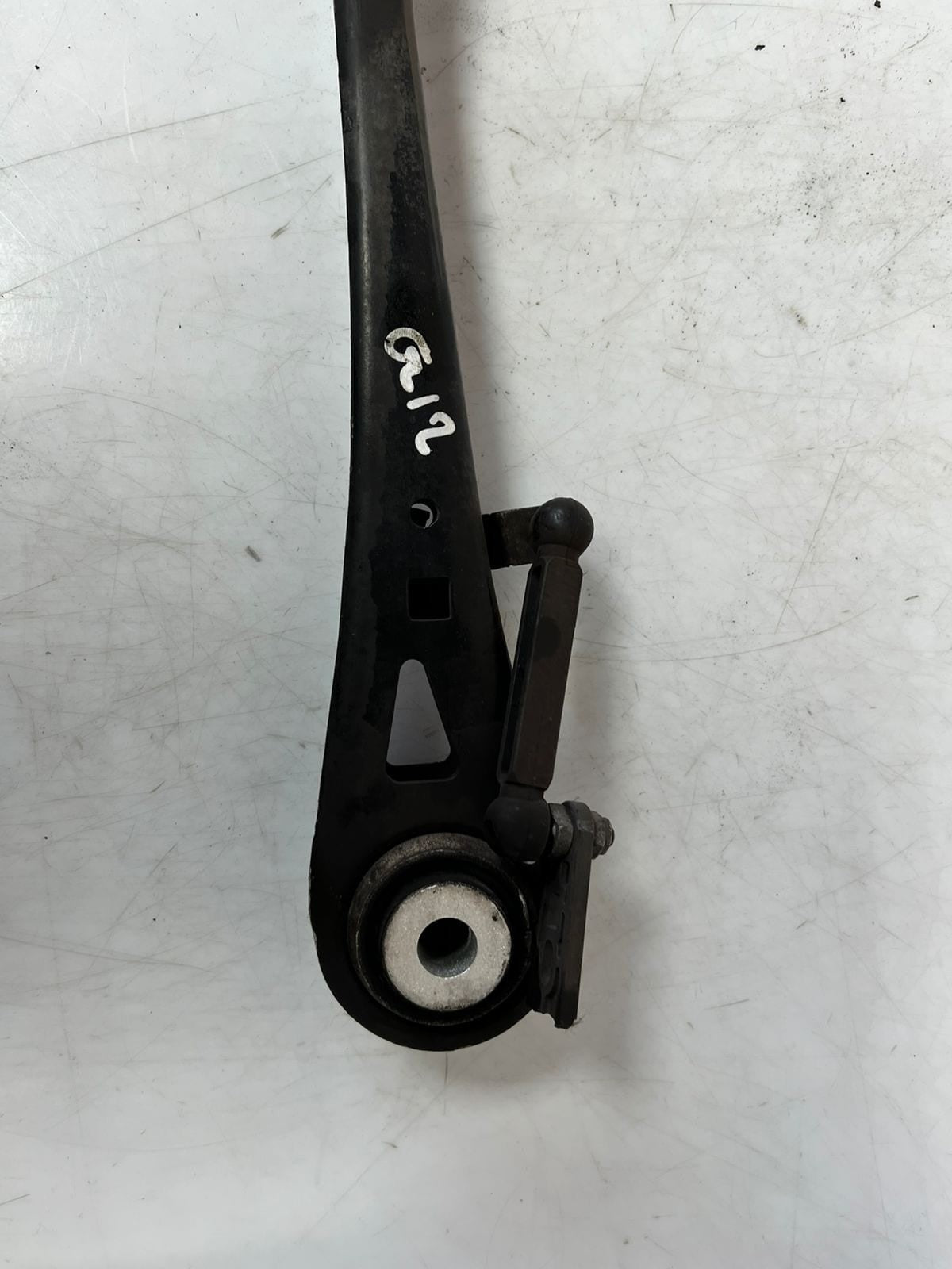 2016-2025 BMW 5' M5 G12 G30 F90 Trailing Arm With Rubber Mount 6861114 OEM