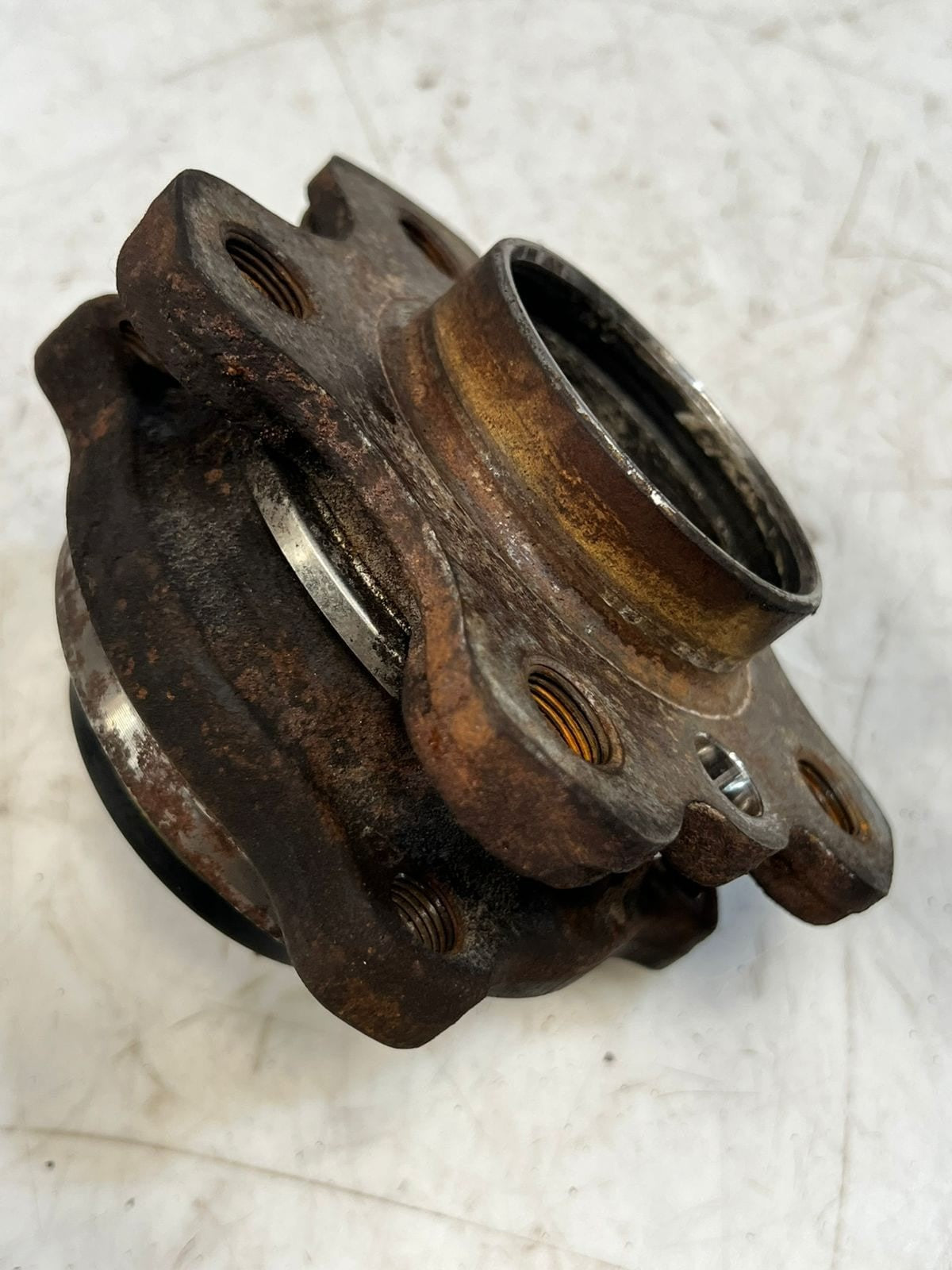 2017-2022 BMW X3 3 Series G20 X-Drive G01 Wheel Hub 2959579 OEM