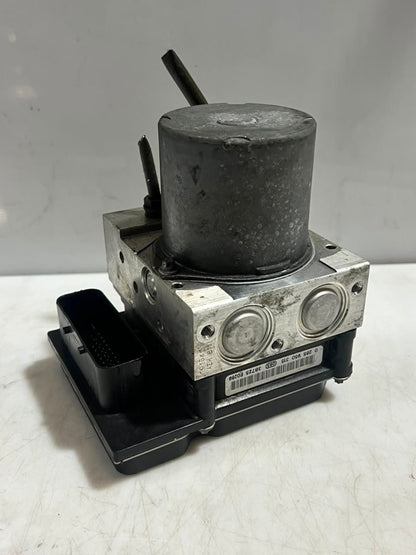 BMW 5 Series E60 E61 E63 E64 ABS Pump with Control Module 6766300 OEM