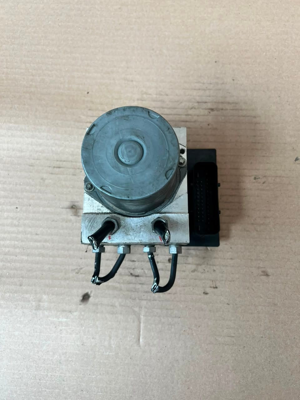 2004-2008 BMW X3 E83 ABS ANTI LOCK Pump Control Module 3414641 OEM
