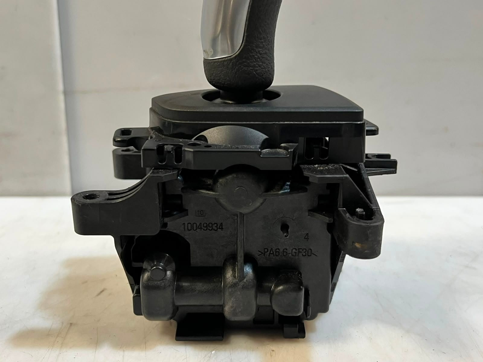 2011-2019 BMW 3 Series F20 F21 F22 F23 F30 F31 AUTOMATIC Gear Shifter 9296897