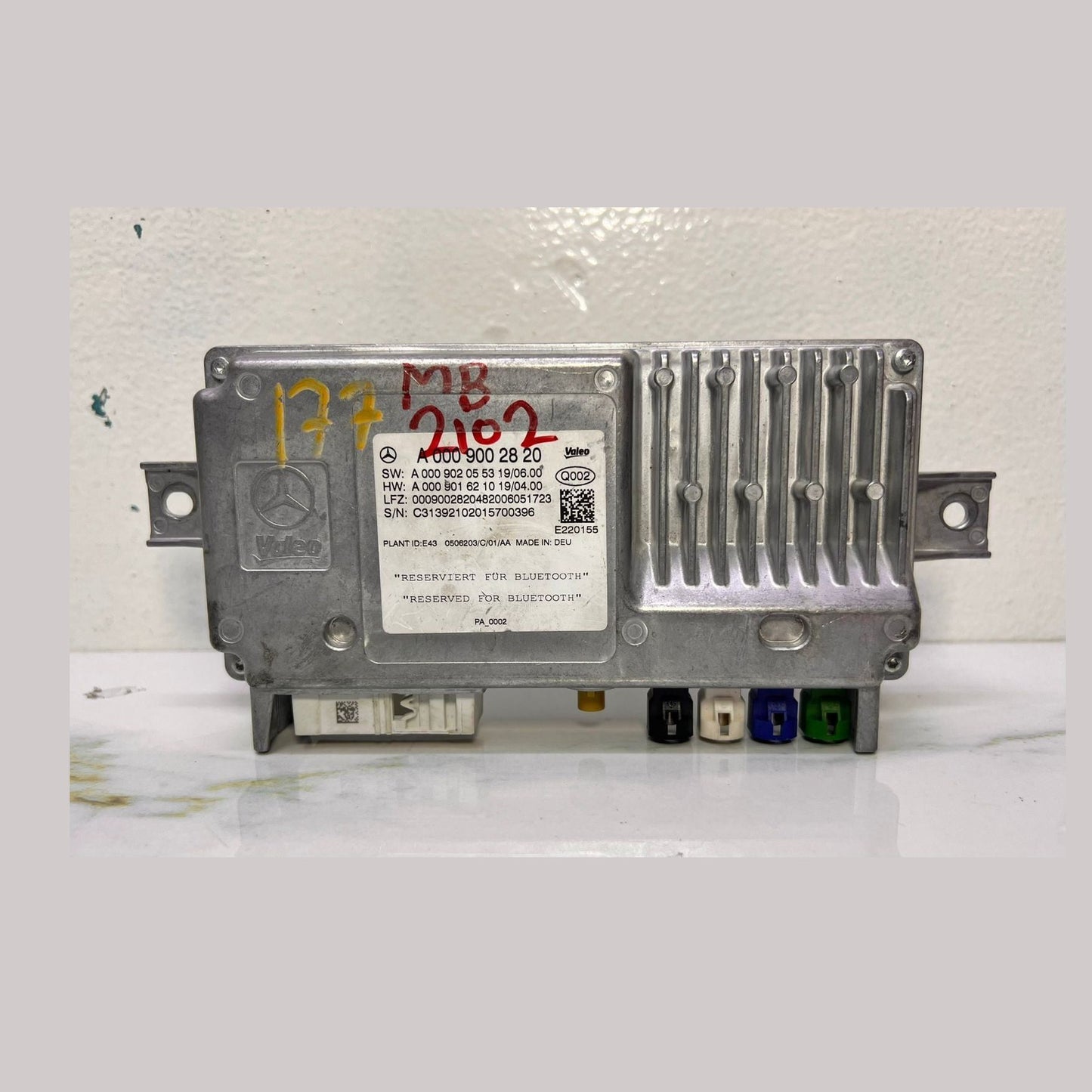 Mercedes-Benz Parking Aid Control Module A 000 900 28 20 GL350